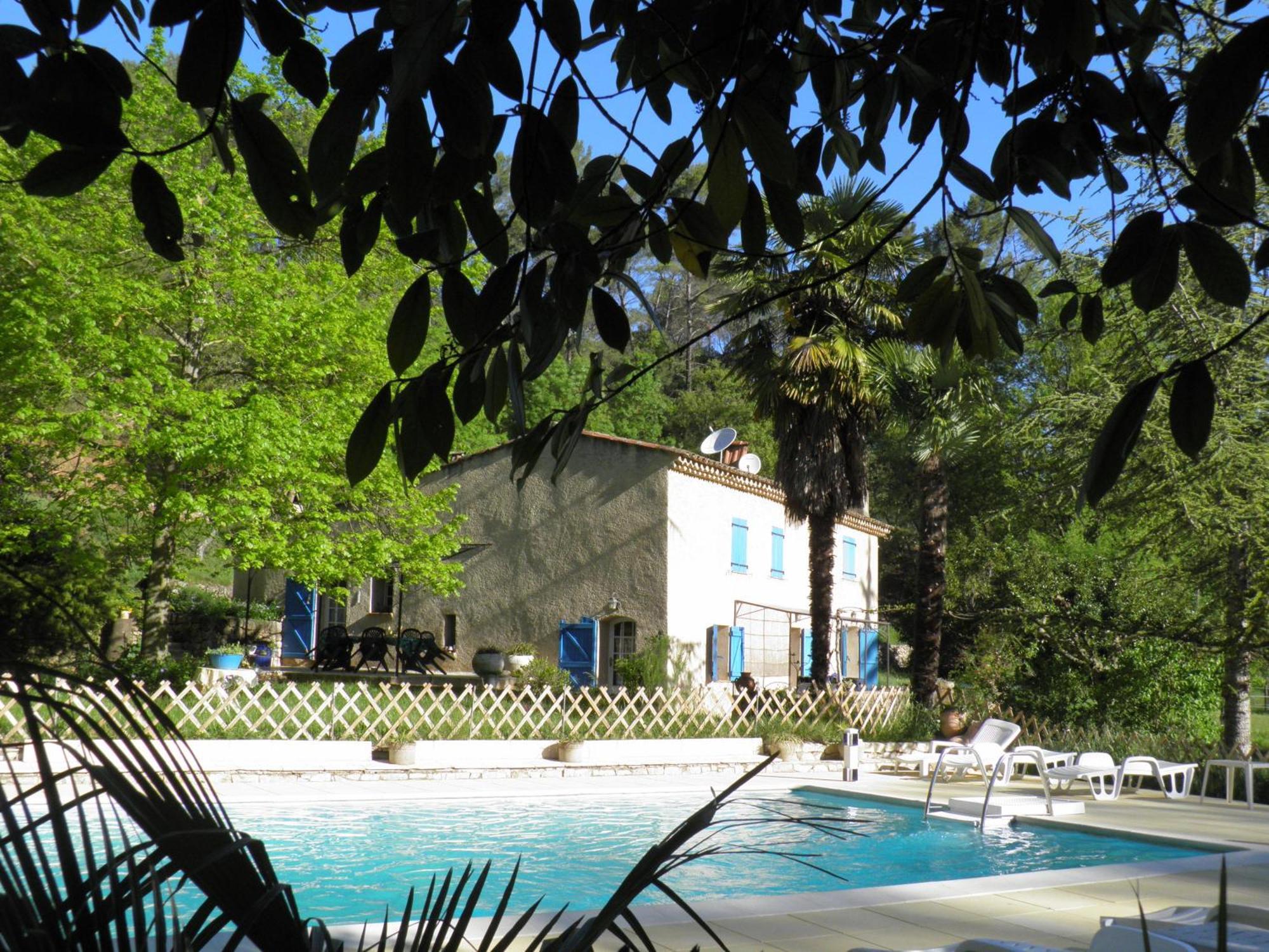 Вілла Domaine De La Provenc'Ane Салерн Номер фото